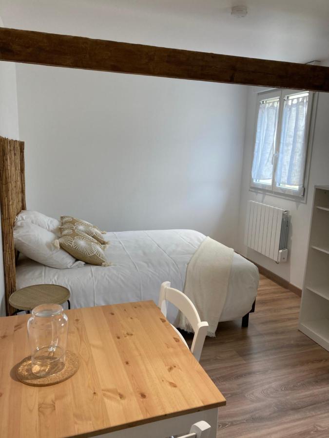 Appart'Hotel Saint Patrice Bayeux Buitenkant foto